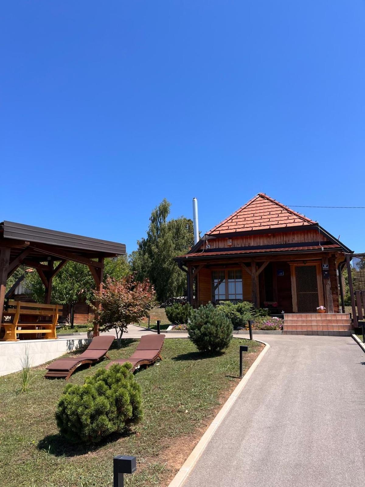 Kuca Za Odmor Markoci Rakovica Ngoại thất bức ảnh
